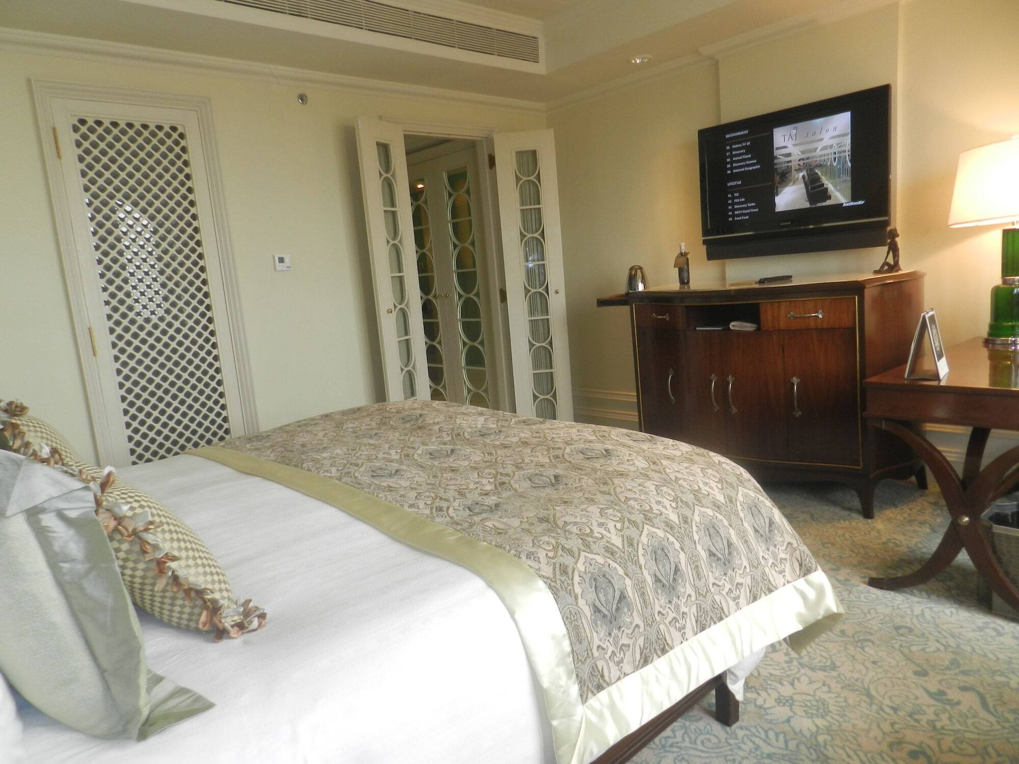 Hotel The Taj Mahal Tower, Bombay Esterno foto A bedroom at the Taj Mahal Palace